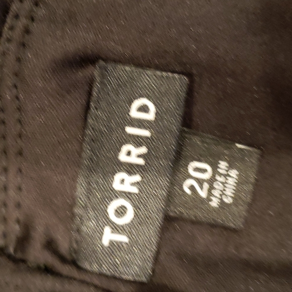 TORRID Black Premium Ponte Knit Bodycon Cocktail Dress sz 20 Women's Plus LBD - Picture 7 of 13
